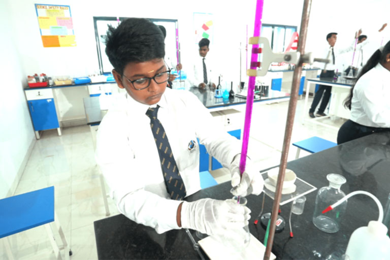 Primary Students at Chemistry Lab in RISHS International CBSE School Mangadu